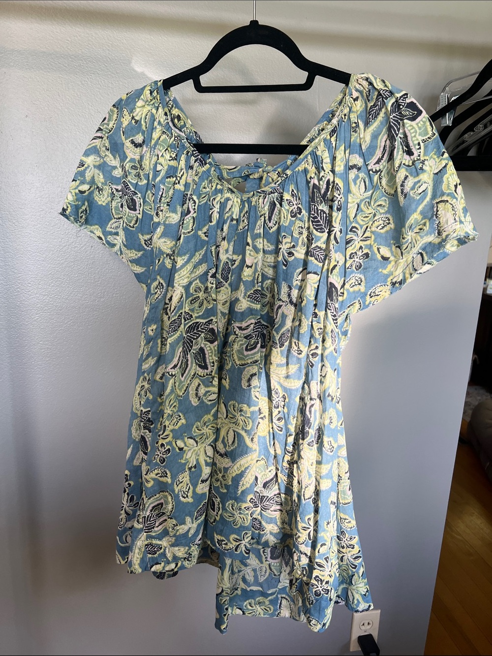 Free People Light Blue Floral Puff-Sleeve Tunic